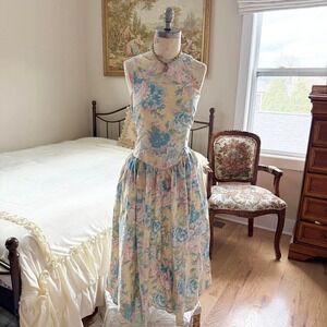 floral‎ maxi drop waist dress  90s pastel floral maxi dress Robbie Bee size 9/10